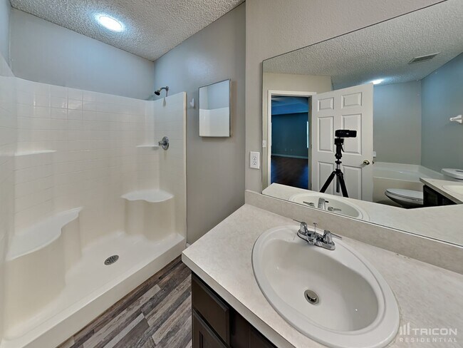 Building Photo - 2706 Taylor Hill Dr
