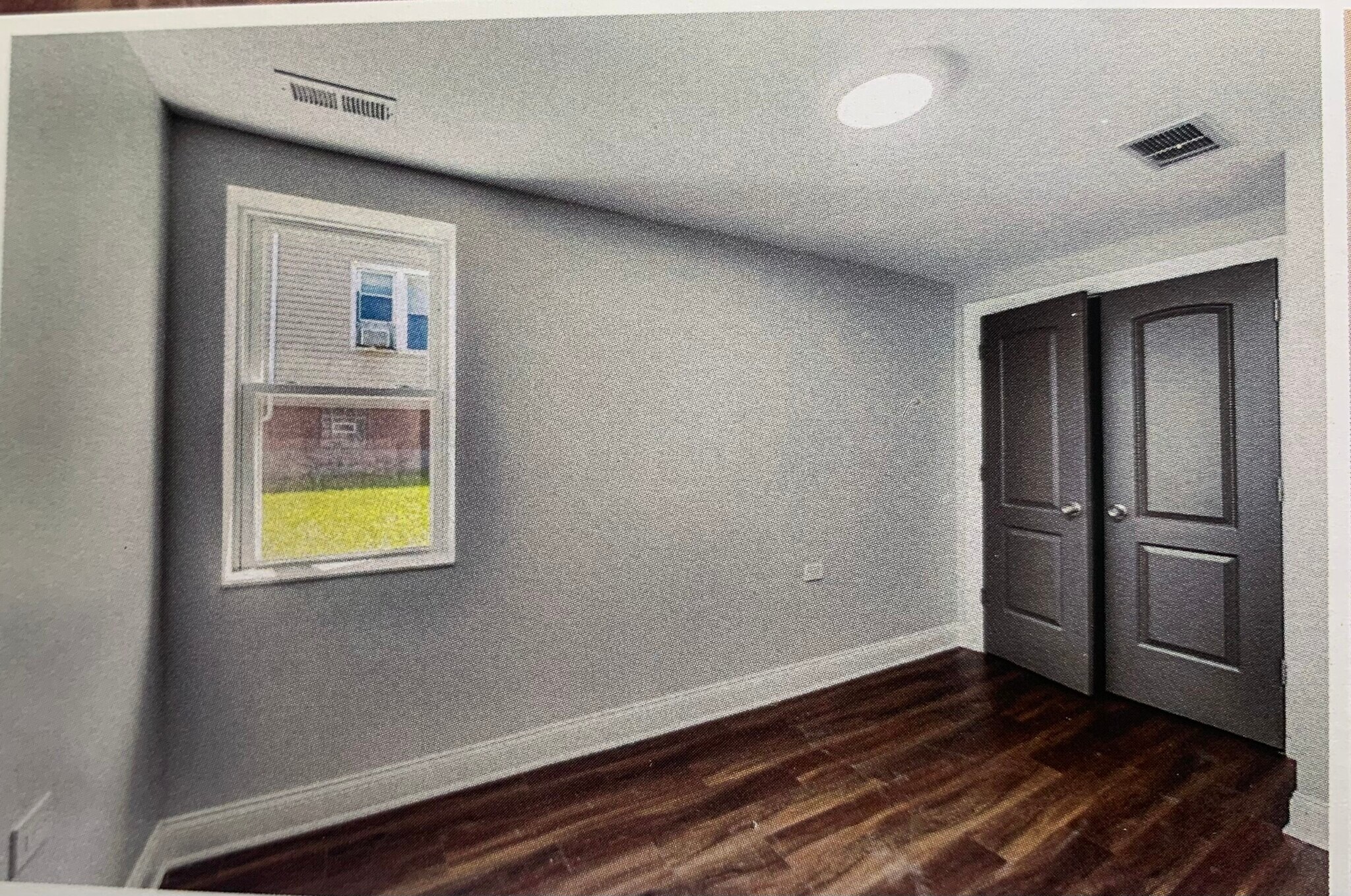 Bedroom - 8946 S Exchange Ave