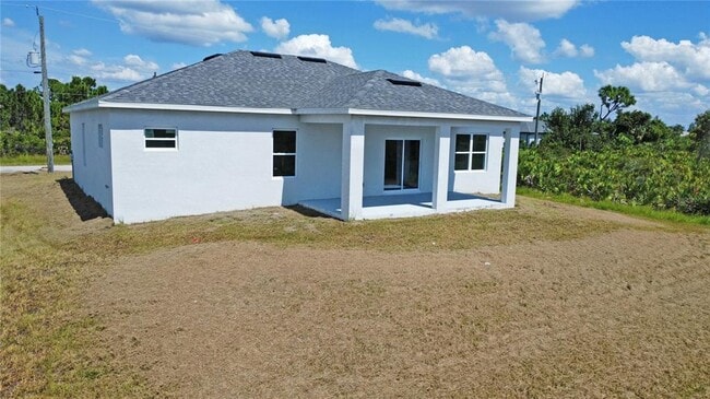 Building Photo - 13565 Jeronimo Ln