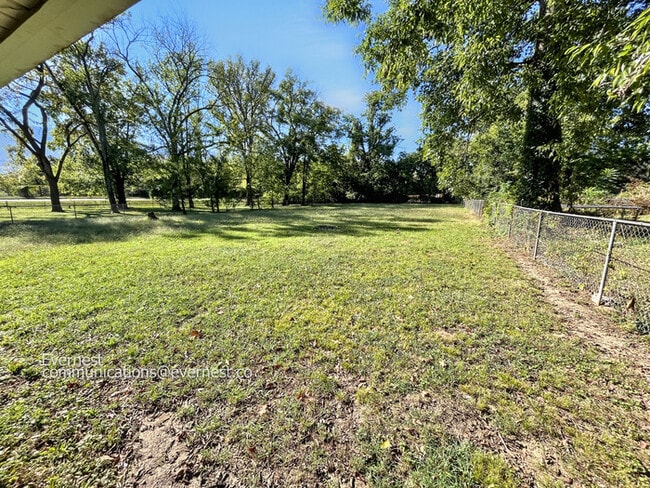 Building Photo - 3316 Browndell Dr