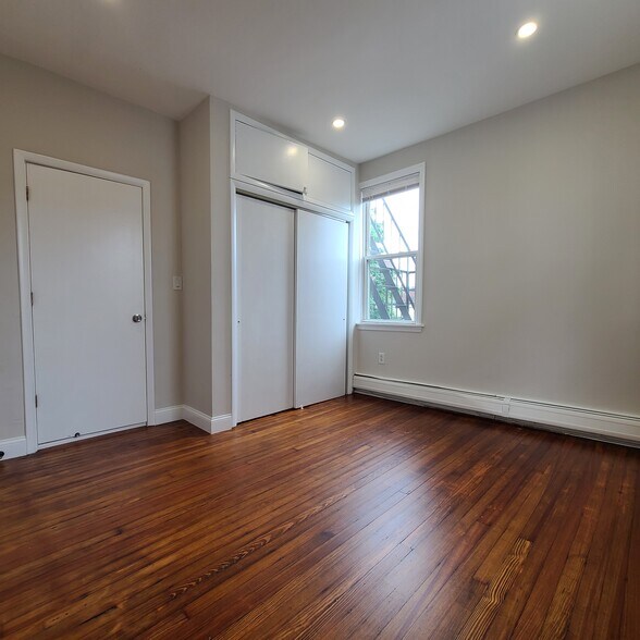 Building Photo - 6115 Monitor Pl