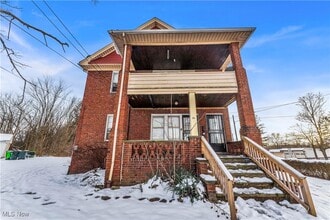 Building Photo - 54 W Grace St