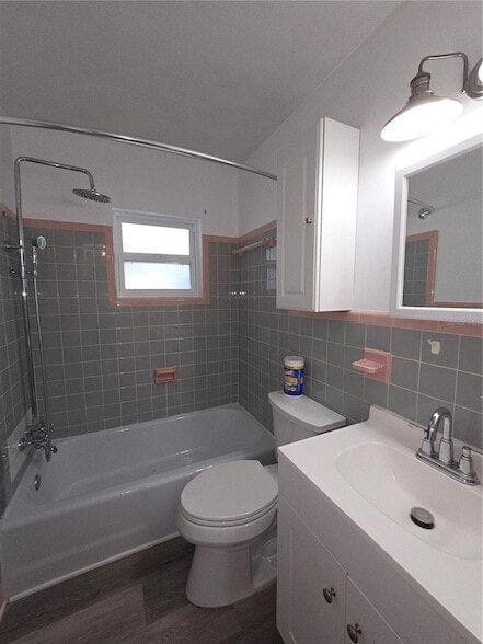 Building Photo - 915 Norman Dr