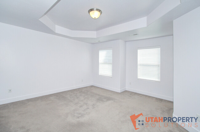 Building Photo - 1790 W Dalmeny Way