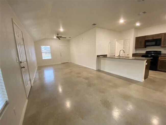 Building Photo - 2320 Duntov Dr
