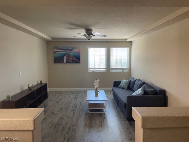 Building Photo - 6490 Parrot Ridge Ct