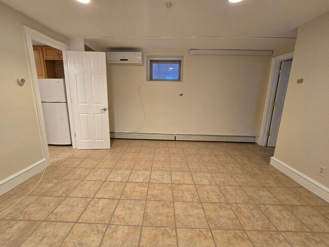 Building Photo - 313 N 34th St