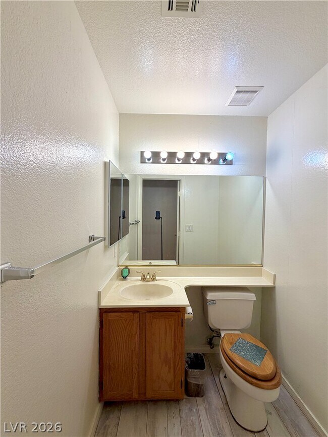 Building Photo - 6216 Pride Ln