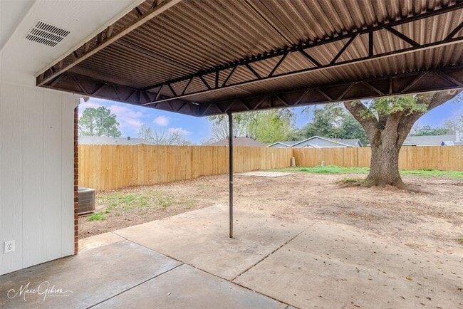 Building Photo - 2211 General York Cir