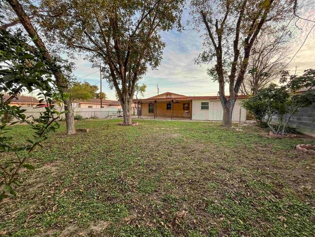 Building Photo - 2504 Clark Blvd