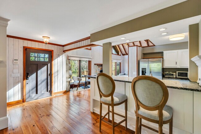 Building Photo - 150 Copeces Ln