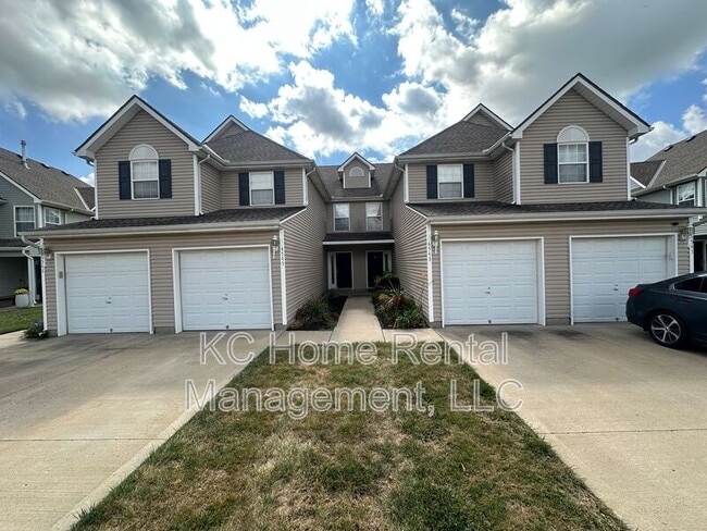 Primary Photo - 4545 NE 83rd St