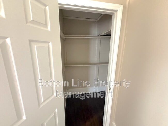 Building Photo - 1219 Dearborn Ave