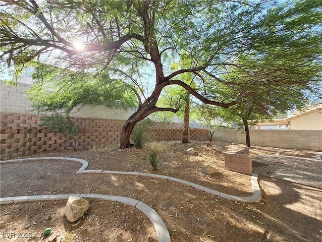 Building Photo - 3697 Ferndale Cove Dr