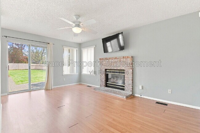 Building Photo - 4425 E 128th Pl