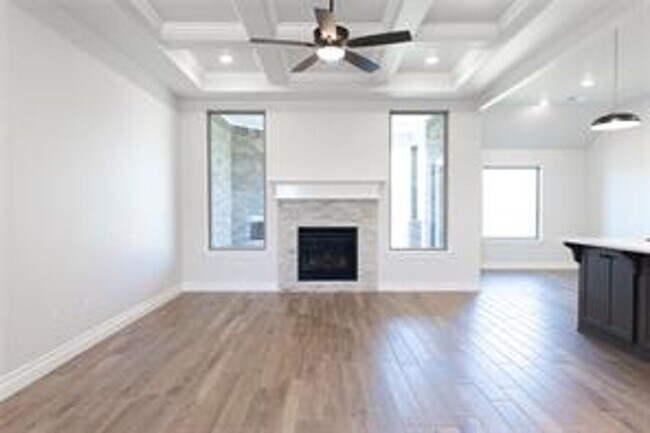 Building Photo - Brand New! 4 bedroom 3 bath home in Edmond...