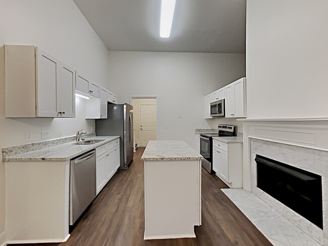 Building Photo - 2302 Amber Glen Dr