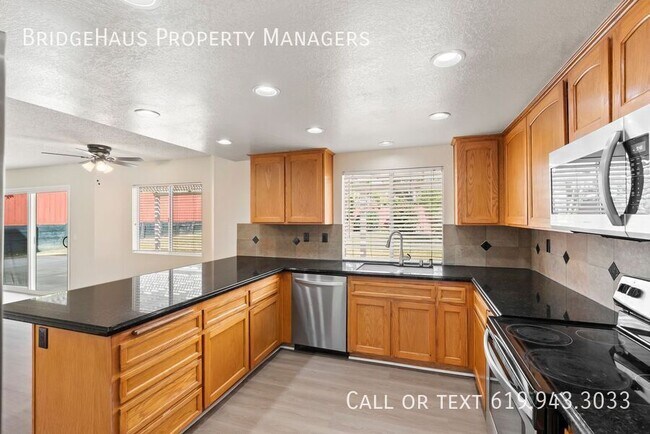 Building Photo - 9082 Westvale Rd