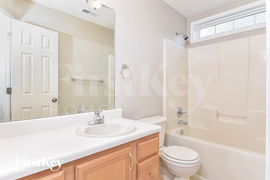 Building Photo - 4512 Camden Ridge Dr