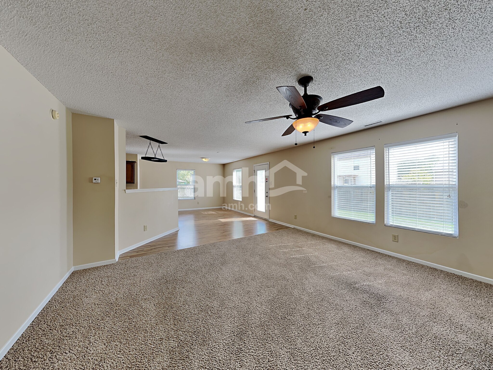Building Photo - 717 Hickory Pine Dr