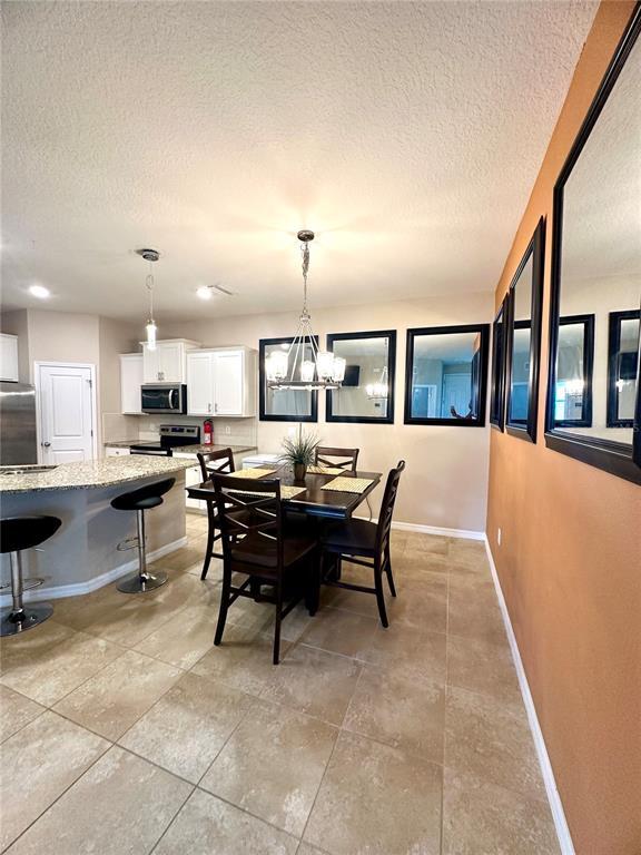 Building Photo - 7684 Stonebrook Cir