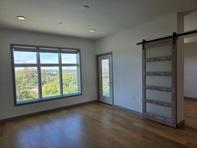 Living Room - 400 Herron Dr