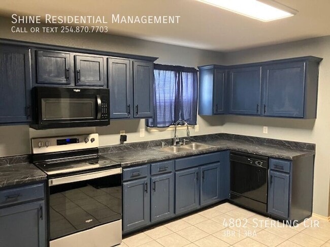 Building Photo - 4802 Sterling Cir