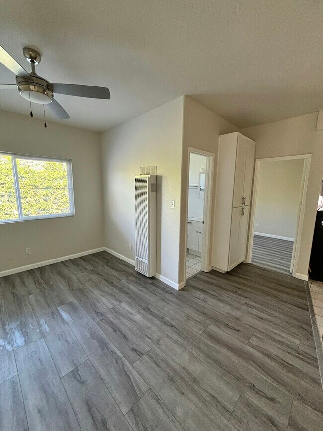 Building Photo - 13423 Olive Dr