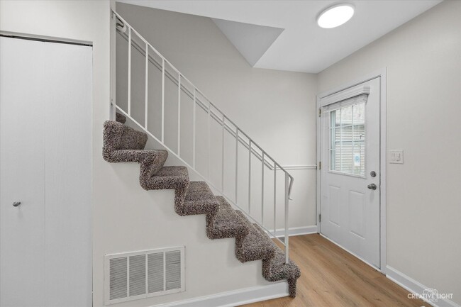 Building Photo - 2629 Oakshire Ct