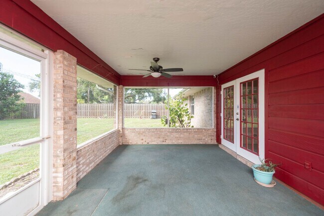 Building Photo - 1236 Buffing Cir SE