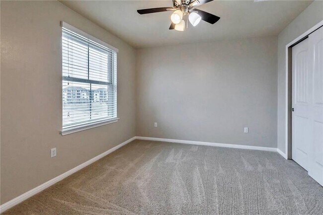 Building Photo - 1408 Blake St