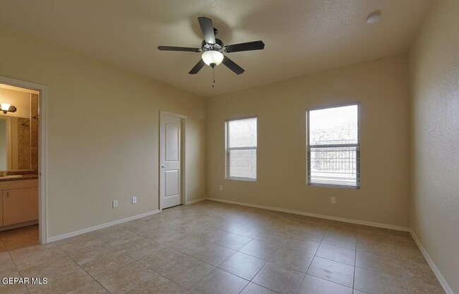 Building Photo - 501 Redd Rd