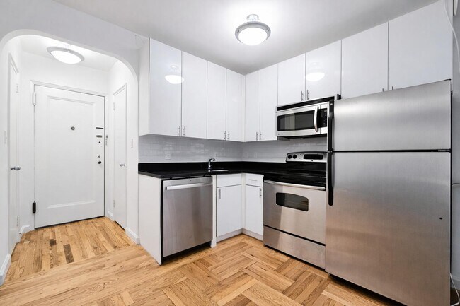 Floorplan - 700 Fort Washington Avenue