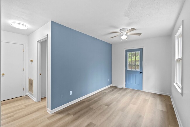 Building Photo - 15487 W James Anderson Hwy
