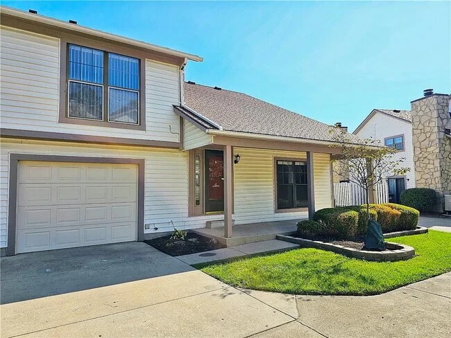 Building Photo - 1492 Sanzon Dr