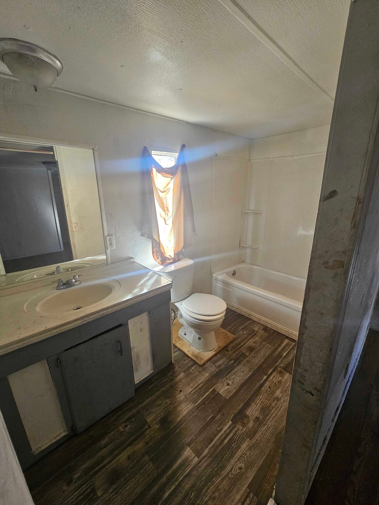 Building Photo - 2504 SW Jefferson Ave