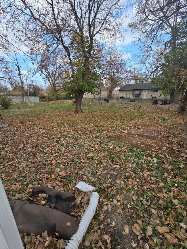 Building Photo - LIMITED TIME**NO APPLICATION FEE**1/2 OFF DEPOSIT**