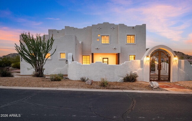 Building Photo - 18344 W Santa Irene Dr
