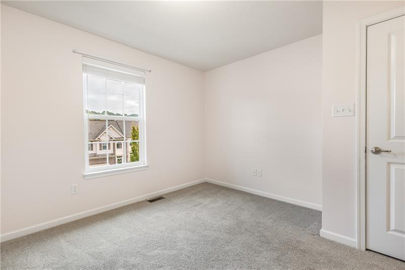 Building Photo - 248 Broadstone Dr