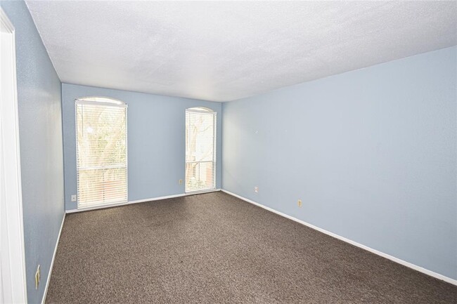 Building Photo - 4647 Wild Indigo St