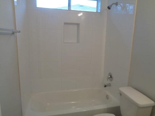 Building Photo - 3014 Forestbrook Dr