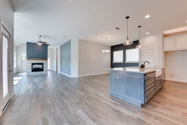 Building Photo - 15503 Bosque Valley Ct