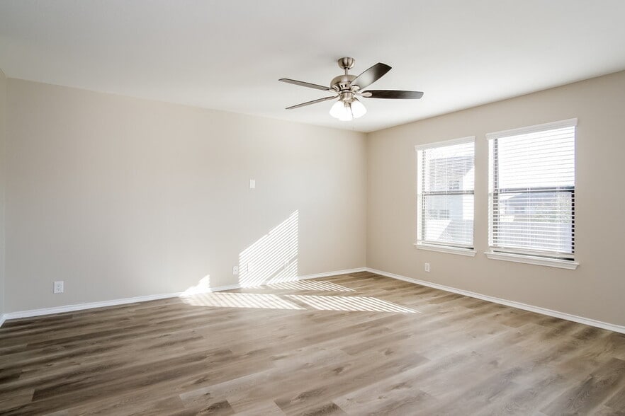 Building Photo - 250 Sheep Trail Dr