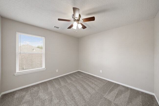 Building Photo - 6505 Sage Ct