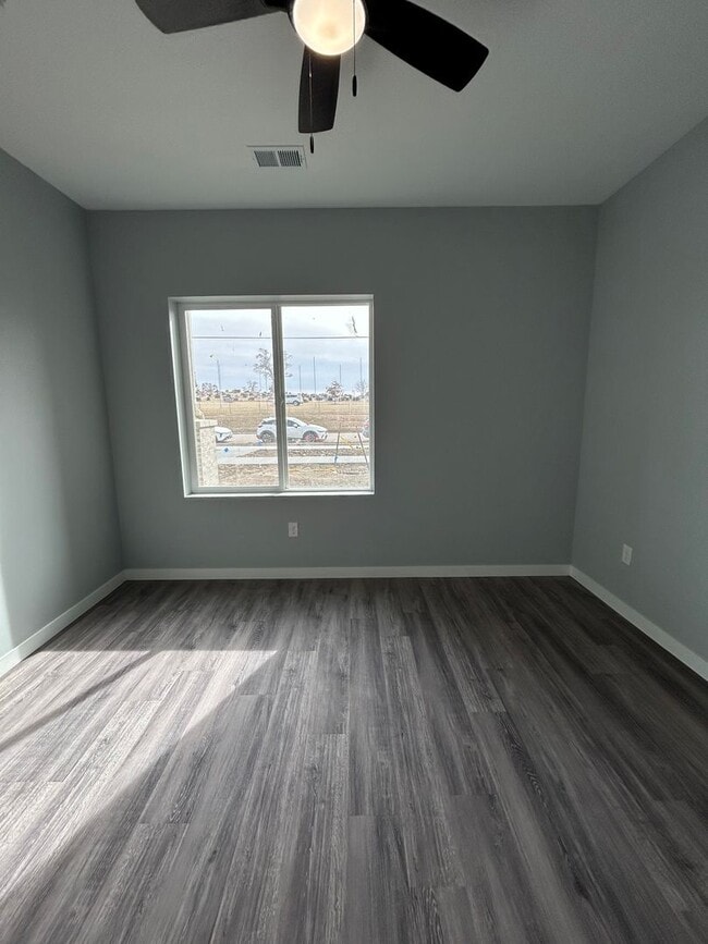 Building Photo - Mile High Investments (2724 Silver St.)