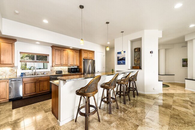 Building Photo - Luxurious Oceanview Getaway w/Private Pool...