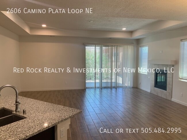 Building Photo - 2606 Camino Plata Loop NE
