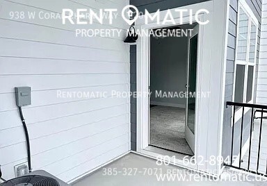 Building Photo - 938 W Coral Charm Wy