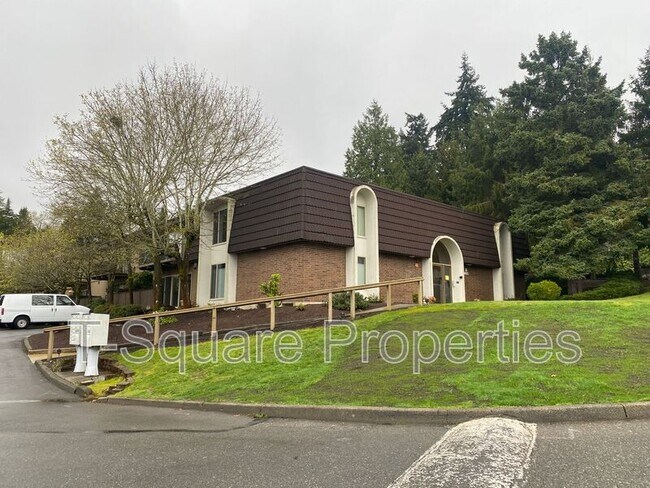 Building Photo - 11208 NE 68th St