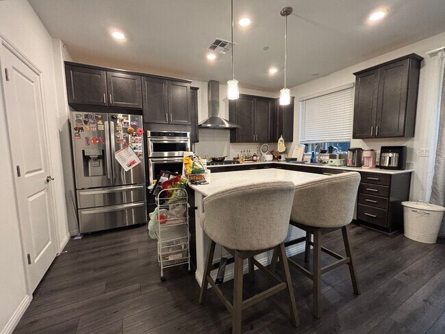 Building Photo - Gorgeous New home with 4 bed/2.5 bath in Brentwood